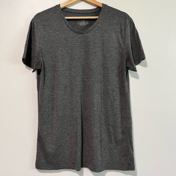 Urban Collection Unisex Charcoal Gray T-Shirt Size Large - Picture 2 of 8